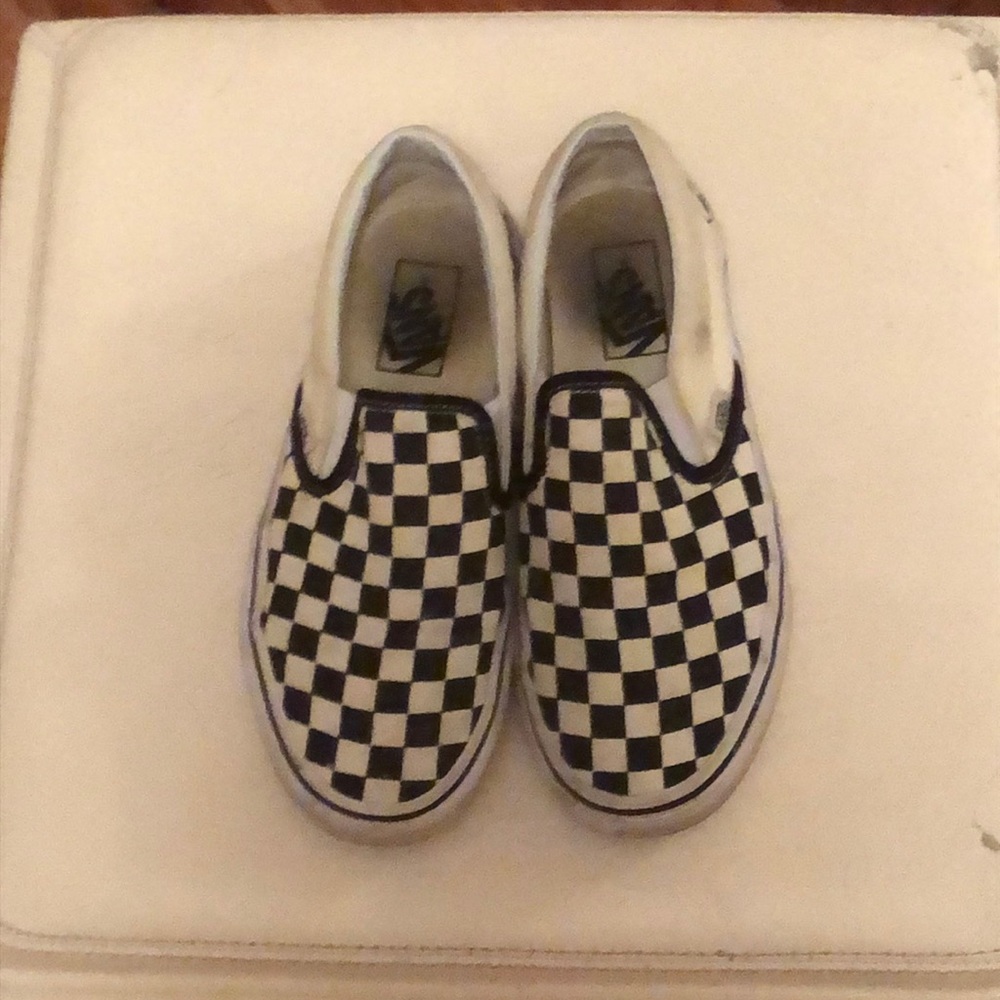 checkered vans